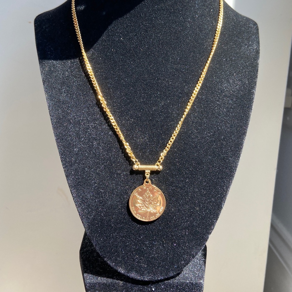 gold coin necklace